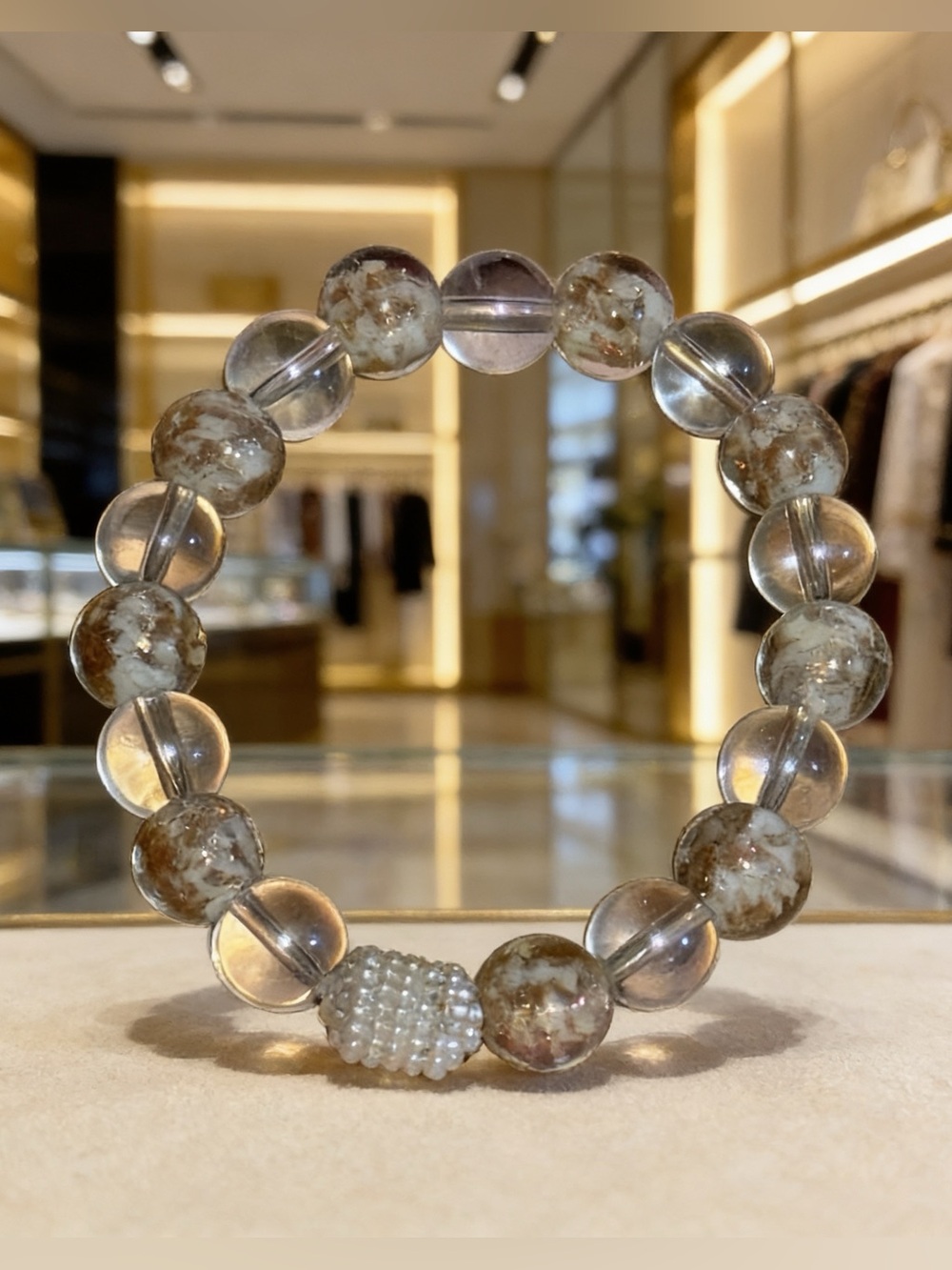 Glow in the Dark Gold Foil Luminous Clear Crystal Bead Bracelet - Picture 6 of 8